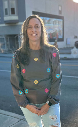 Floral Embroidered Puff Sleeve Blouse