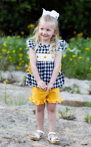 Smocked Daisy Sibling Set - Bubble or Short Set