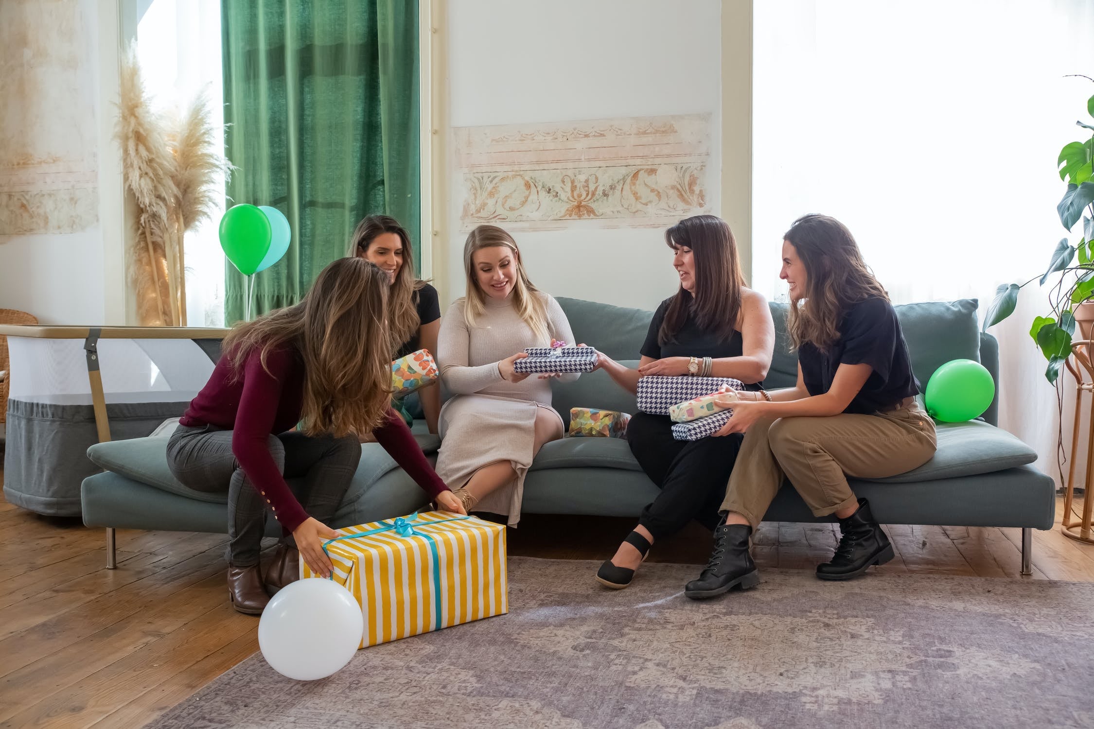 The Perfect Baby Shower Gifts for the New Mom in Your Life