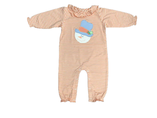 Girls’ snowman romper with peach and white stripes, ruffled neck, and blue snowman applique—cozy and festive for baby’s winter days.