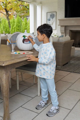 Gates Sweeney Sweatpant – Buckhead Blue with Palmetto Pearl Stork From The Beaufort Bonnet Company
