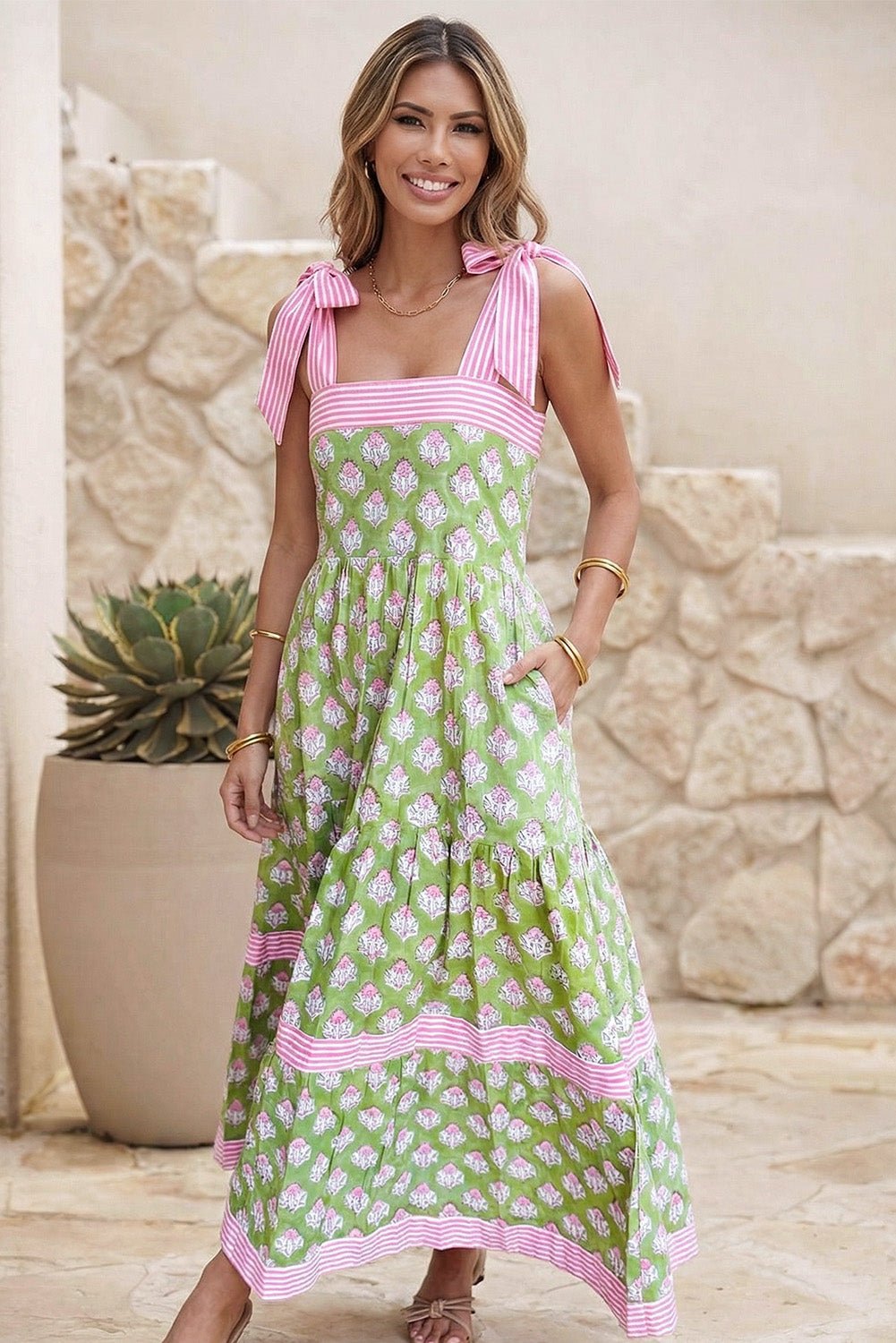 maxi dress with a knot Floral Print Striped Detail Strap L / Green convertible Vista is the definition Color:Juniper Green Boat Neck Wedding Dress