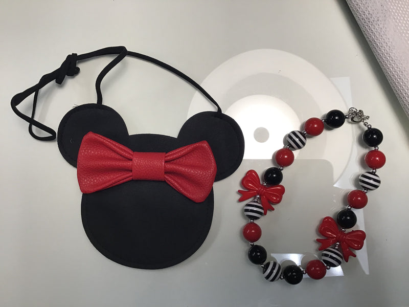 minnie mouse purse perfect for those disney trips