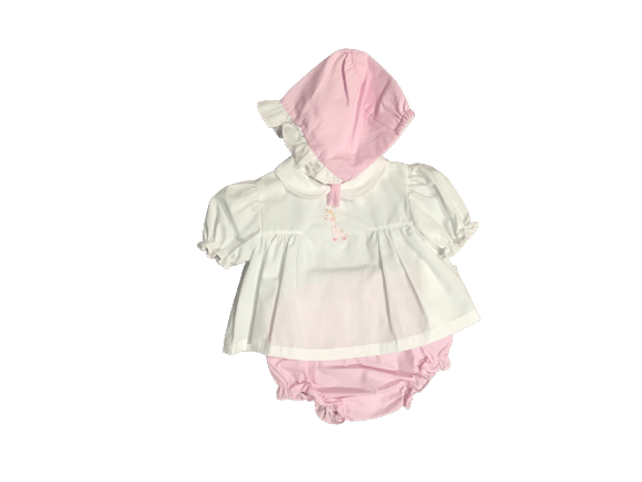 Petit Ami Embroidered giraffe baby girl diaper set
